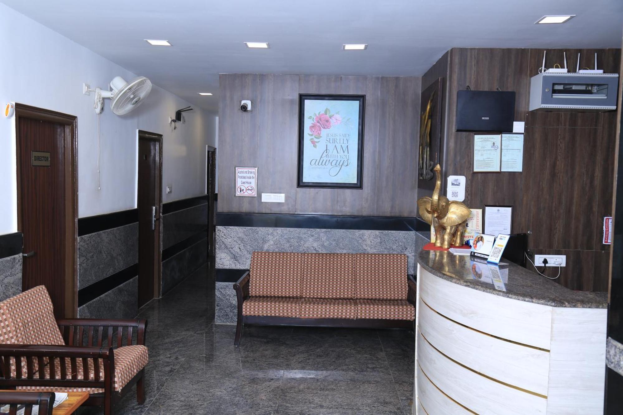 Christian Guest House ヴェールール エクステリア 写真