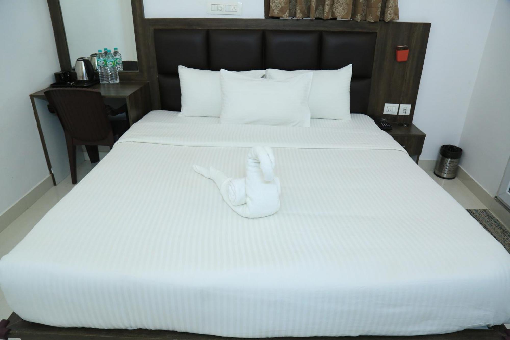 Christian Guest House ヴェールール エクステリア 写真